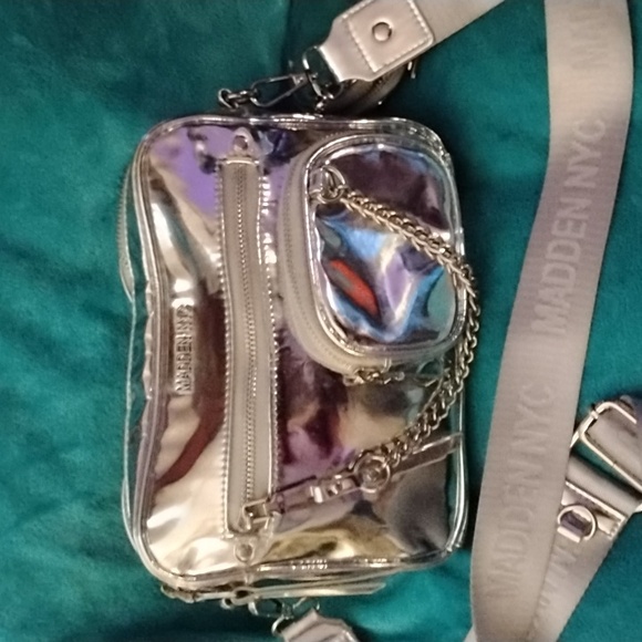 Madden NYC beautiful silver bags excellent used condition only used once - Picture 3 of 5